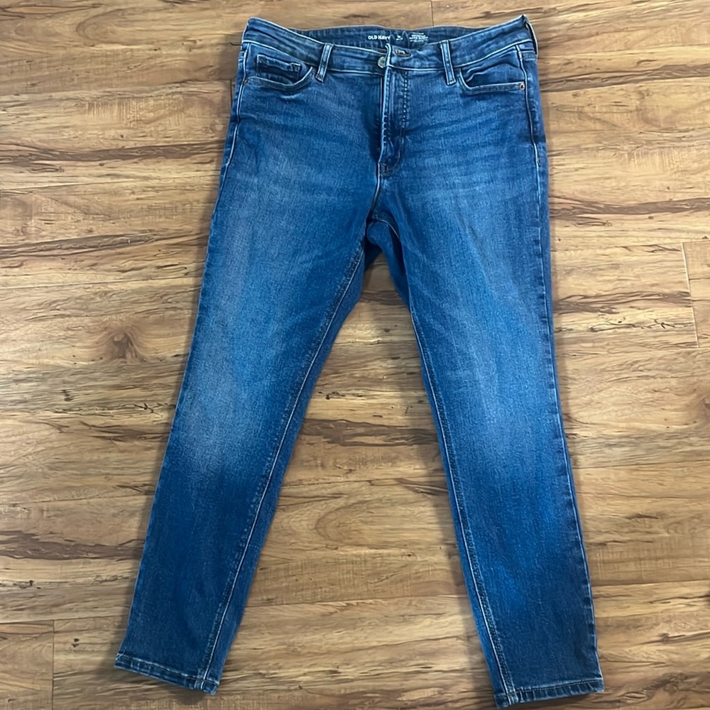 Old Navy Rockstar Super Skinny Jeans